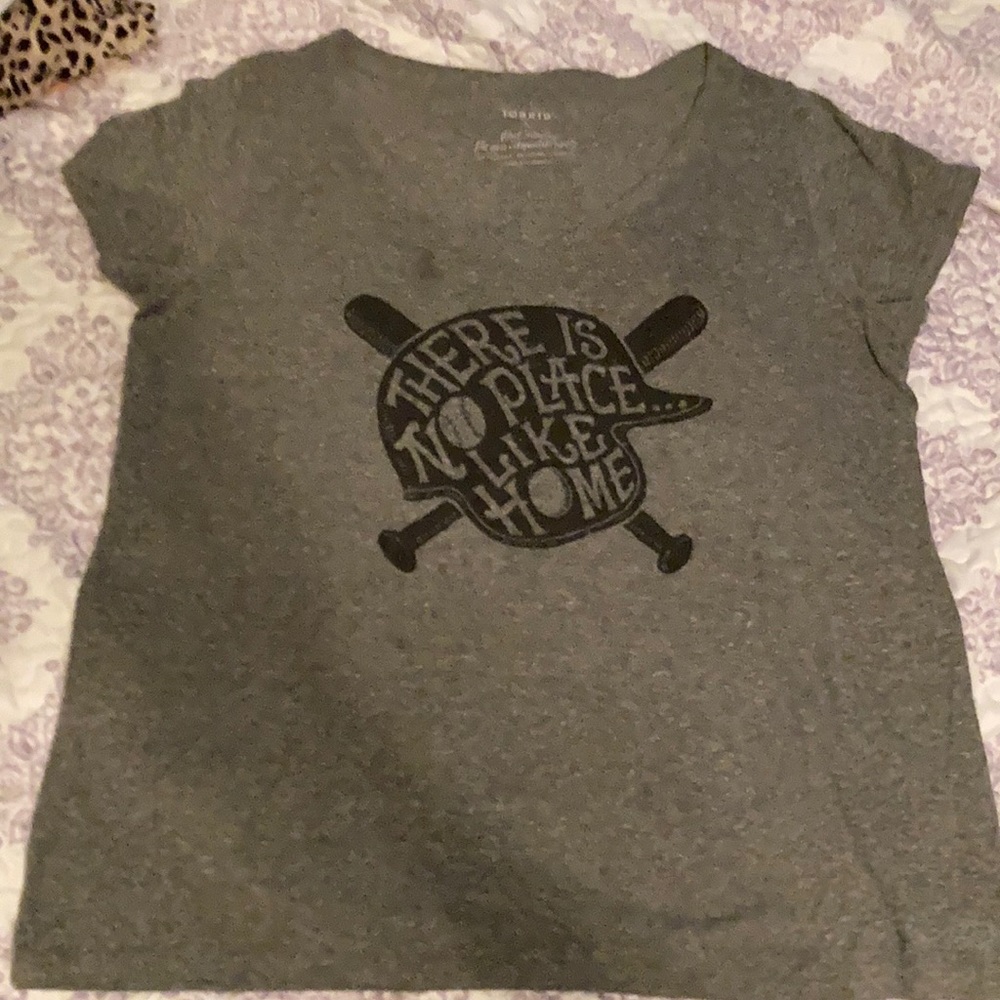 Torrid v neck tshirt